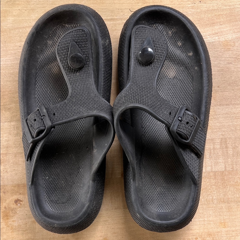 Women's Black Slide Sandals